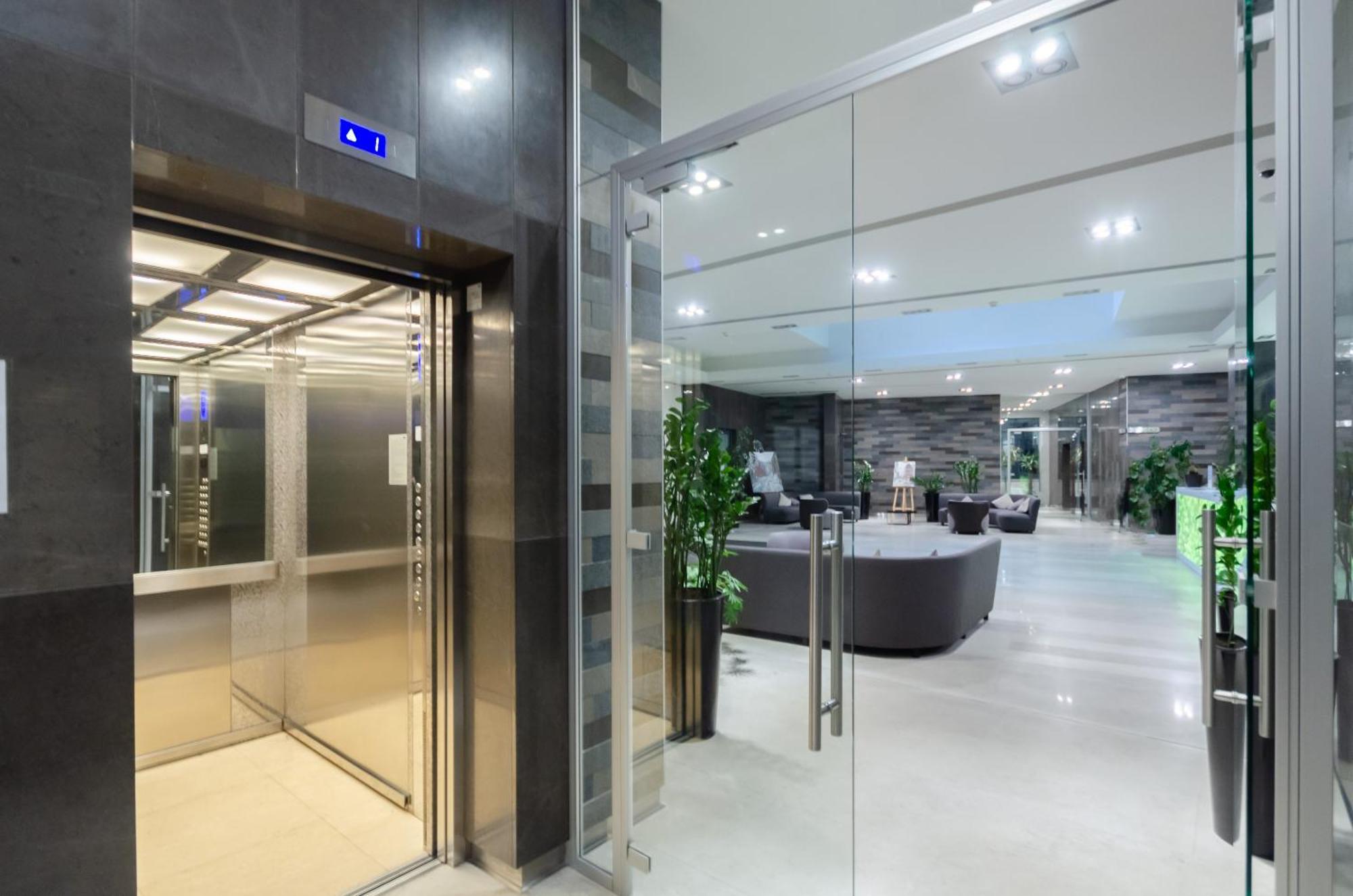 Petrovdom Apartments 267-373 In Rc Central Park, 7 John Mccain Street Kiev Exterior foto