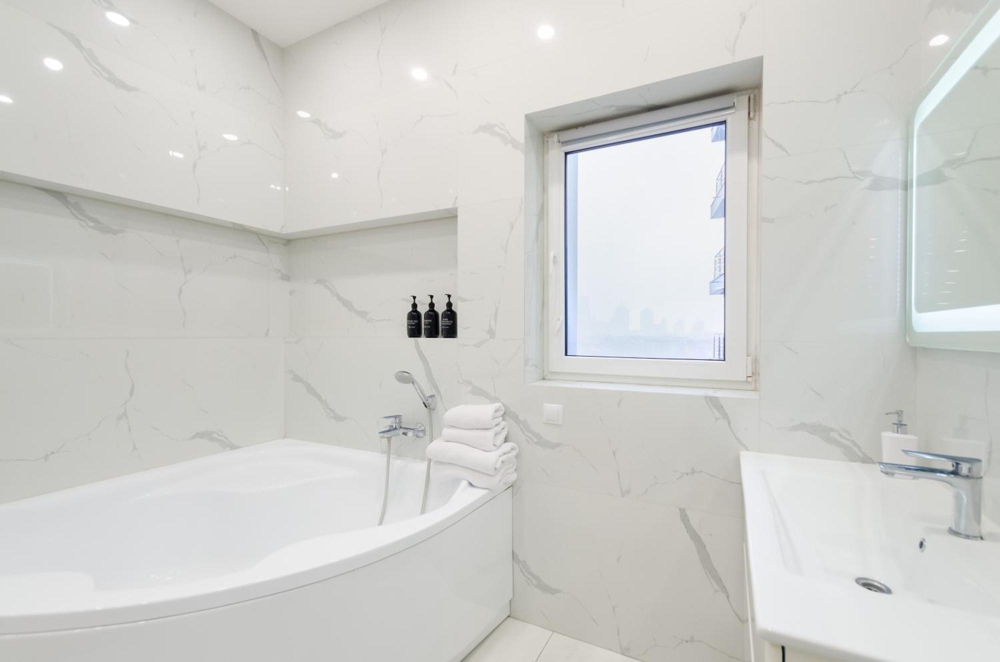 Petrovdom Apartments 267-373 In Rc Central Park, 7 John Mccain Street Kiev Exterior foto